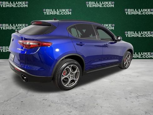 Used 2022 Alfa Romeo Stelvio Sprint RWD image 5