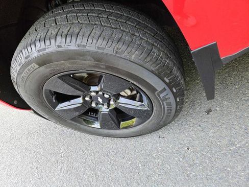 Used 2020 Chevrolet Colorado W/T w/ WT Convenience Package image 12