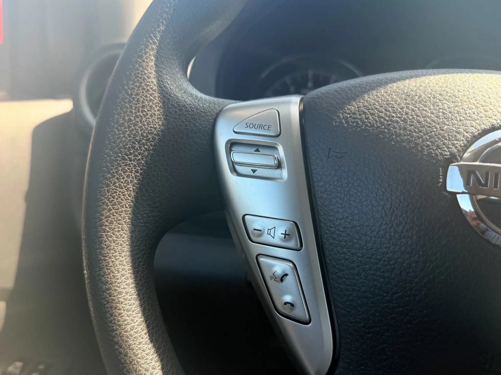 Used 2015 Nissan Versa SV w/ SV Appearance Package FWD image 15