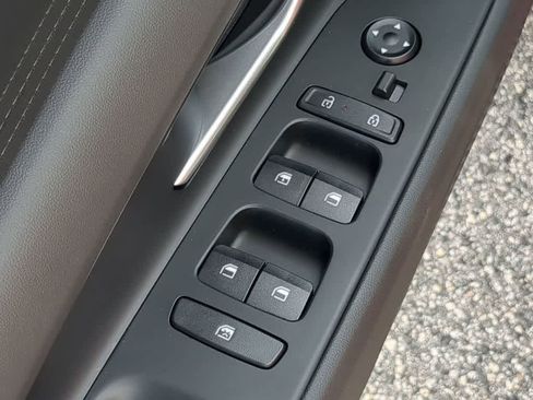 New 2026 Hyundai Elantra SE FWD image 18