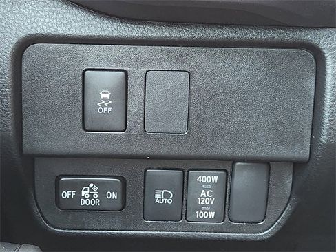 Used 2023 Toyota Tacoma TRD Sport image 18