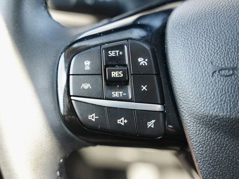 Used 2022 Ford Escape SEL w/ Technology Package image 17