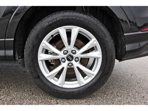 Used 2025 Audi Q3 2.0T Premium AWD/4WD image 35