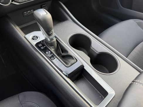 Used 2025 Nissan Altima 2.5 SV image 41