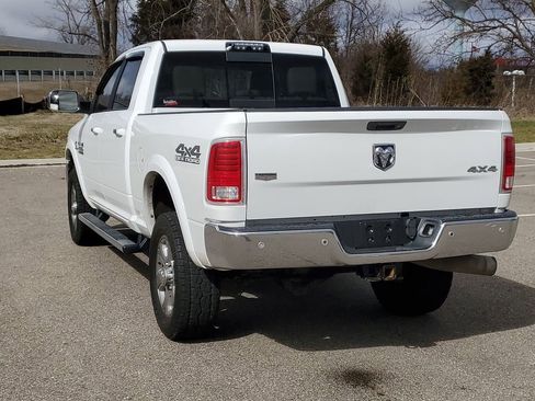 Used 2018 RAM 2500 Laramie image 2