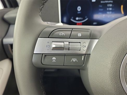 Certified 2025 Hyundai Sonata SEL image 28