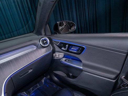 New 2026 Mercedes-Benz GLC 300 image 23