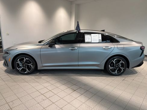 Used 2025 Kia K5 GT-Line w/ GT-Line Premium Package FWD image 2