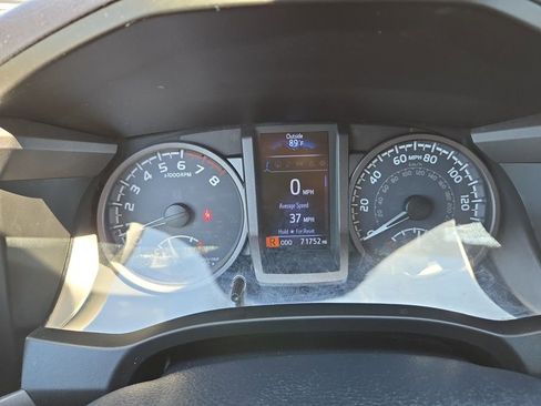 Used 2019 Toyota Tacoma TRD Off-Road image 21