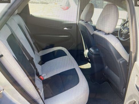 Used 2018 Chevrolet Bolt LT image 9