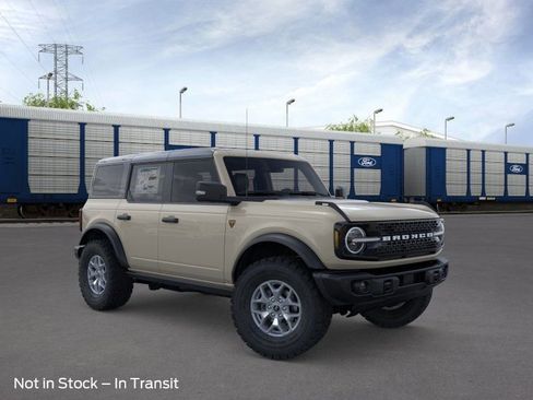 New 2025 Ford Bronco Badlands image 7