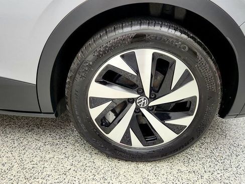 Used 2023 Volkswagen ID.4 Pro RWD image 9