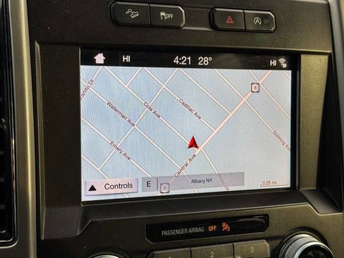 Used 2018 Ford F150 Lariat w/ Equipment Group 501A Mid image 29