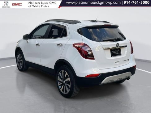 Used 2022 Buick Encore Preferred w/ Safety Package image 5