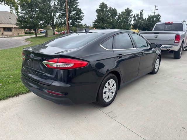 Used 2020 Ford Fusion S FWD image 3