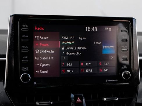 Used 2021 Toyota Corolla SE image 34