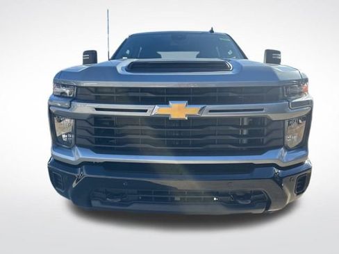 New 2026 Chevrolet Silverado 2500 Custom w/ Custom Value Package image 8
