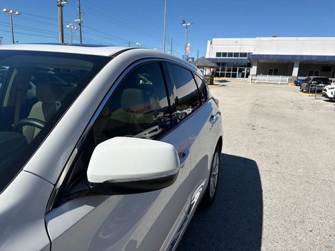 Used 2023 Acura RDX AWD image 11