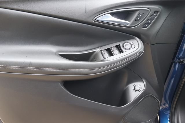 Used 2022 Buick Encore GX Essence FWD image 12