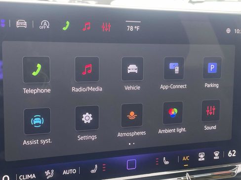 Certified 2026 Volkswagen Tiguan SE w/ Panoramic Sunroof Package FWD image 27