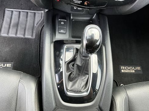 Used 2021 Nissan Rogue Sport SL AWD/4WD image 21