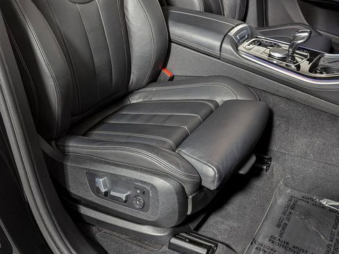 Used 2019 BMW X5 xDrive40i w/ Convenience Package image 25