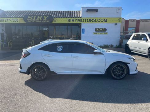 Used 2019 Honda Civic Sport image 2