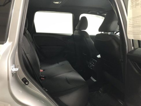 Used 2026 Subaru Forester Premium image 11