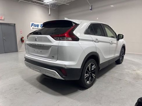 Used 2024 Mitsubishi Eclipse Cross SE AWD/4WD image 5