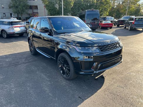 Used 2021 Land Rover Range Rover Sport HSE Dynamic image 3