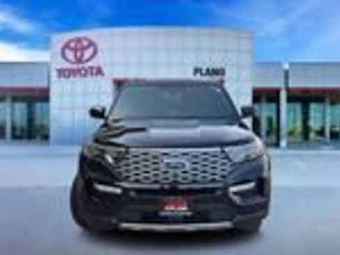 Used 2023 Ford Explorer Platinum w/ Technology Package AWD/4WD image 70