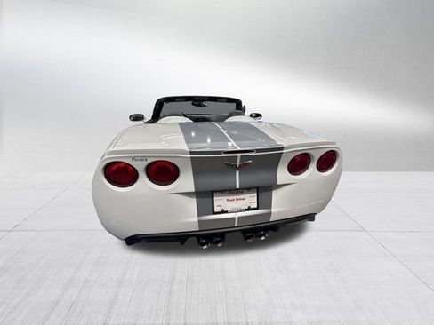 Used 2013 Chevrolet Corvette 427 w/ 1SC Preferred Equipment Group RWD image 7