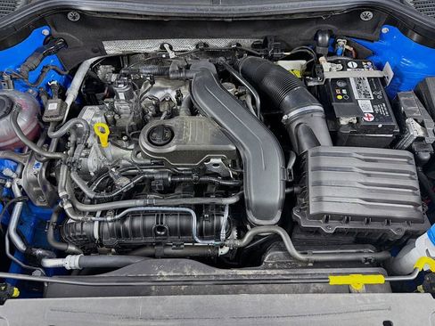 Used 2023 Volkswagen Taos SE w/ Panoramic Sunroof Package image 31