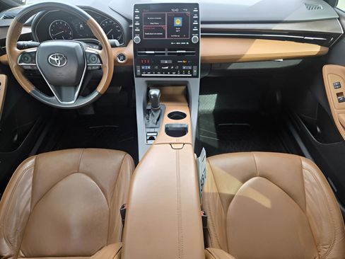 Used 2022 Toyota Avalon Limited FWD image 20