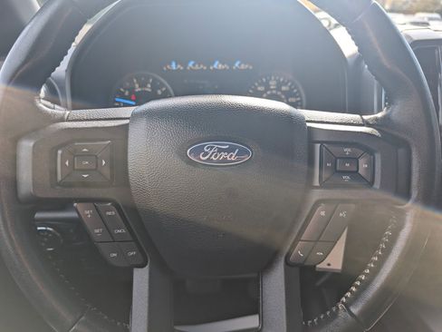 Used 2018 Ford F150 XLT w/ Equipment Group 302A Luxury image 17