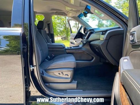 Used 2018 Chevrolet Tahoe LS AWD/4WD image 16