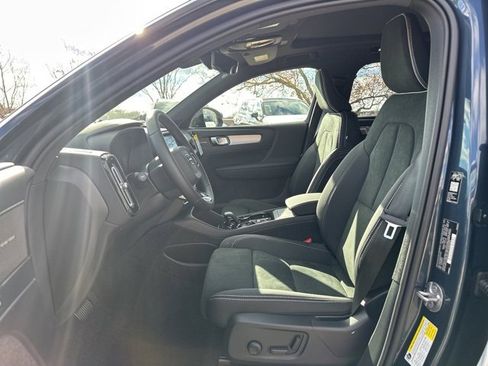 New 2026 Volvo XC40 B5 Ultra w/ Protection Package Premier image 13