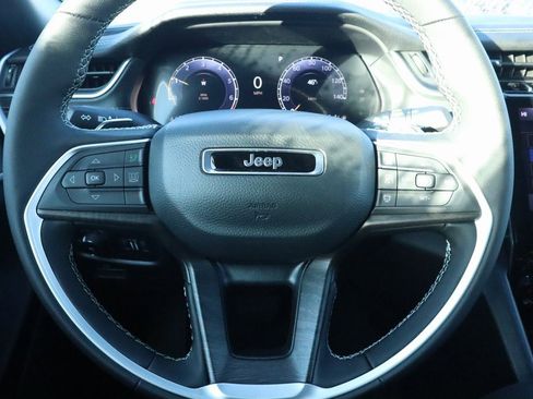 New 2025 Jeep Grand Cherokee L Limited image 3