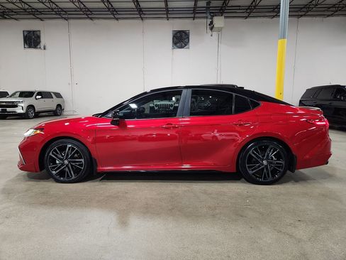 Used 2025 Toyota Camry XSE image 6