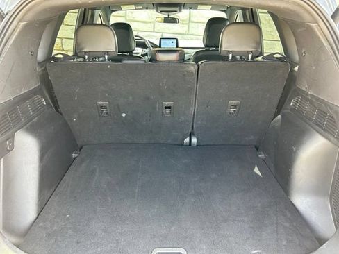 Used 2024 Ford Escape ST-Line w/ Equipment Group 301A FWD image 11