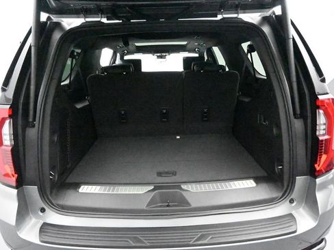 New 2026 GMC Yukon XL AT4 w/ AT4 Premium Plus Package AWD/4WD image 24