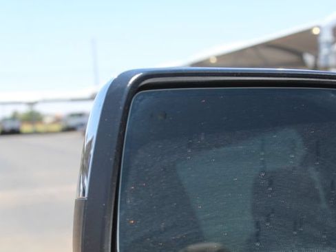 Used 2025 GMC Sierra 1500 SLT AWD/4WD image 13