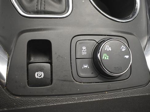 Used 2018 Chevrolet Traverse Premier w/ Redline Edition image 41