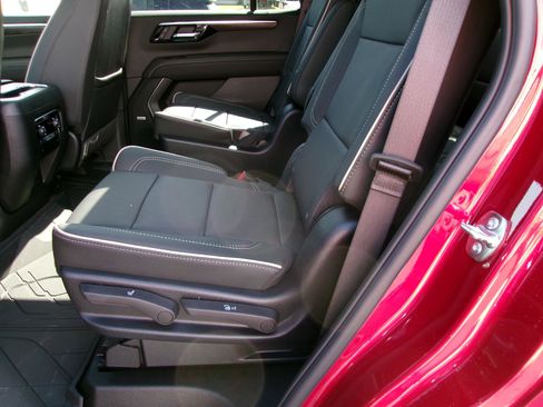 New 2026 Chevrolet Tahoe Premier w/ Sun And Tow Package AWD/4WD image 13