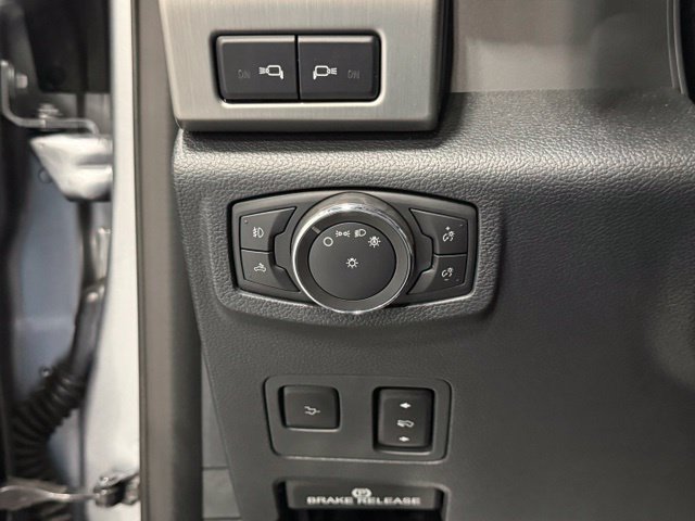 Used 2022 Ford F350 Platinum AWD/4WD image 12