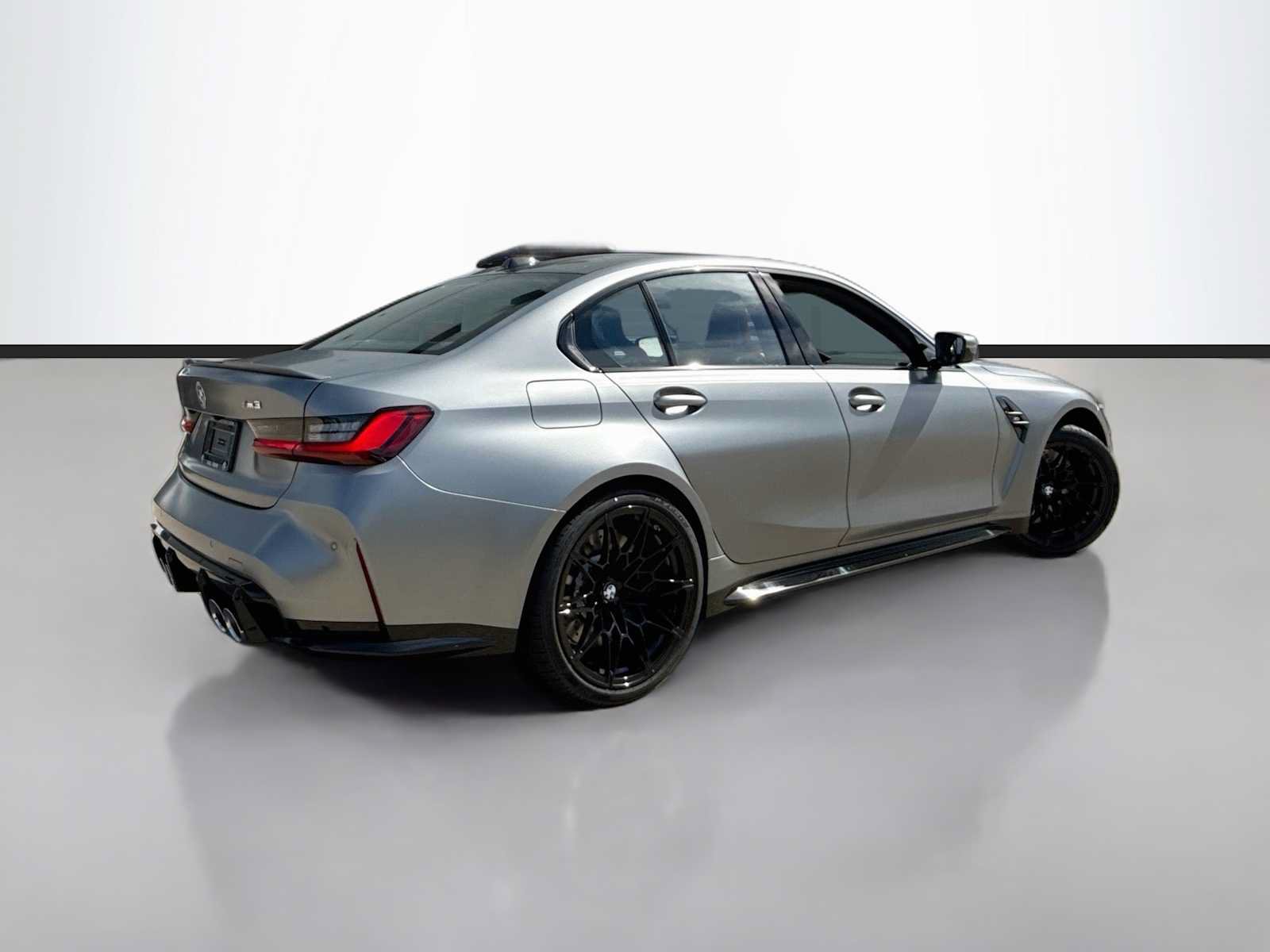 Used 2027 BMW M3 w/ Executive Package RWD image 3