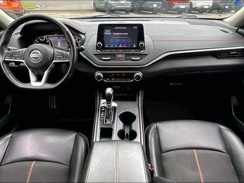 Used 2022 Nissan Altima 2.5 SR FWD image 7