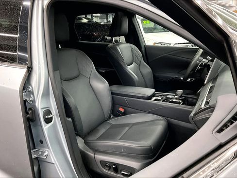 Used 2024 Lexus RX 350 FWD w/ Technology Package image 8
