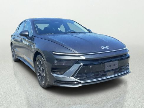 Used 2024 Hyundai Sonata SEL FWD image 1