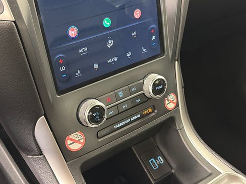 Certified 2024 Ford Edge SEL AWD/4WD image 20